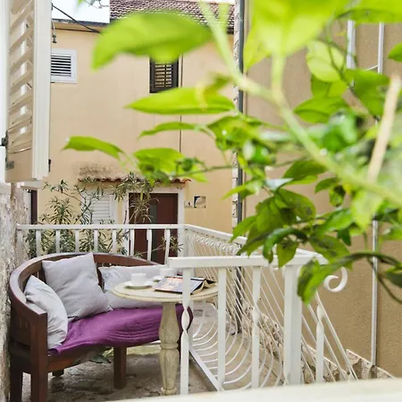 Pajdo's Place Апартаменти Хвар